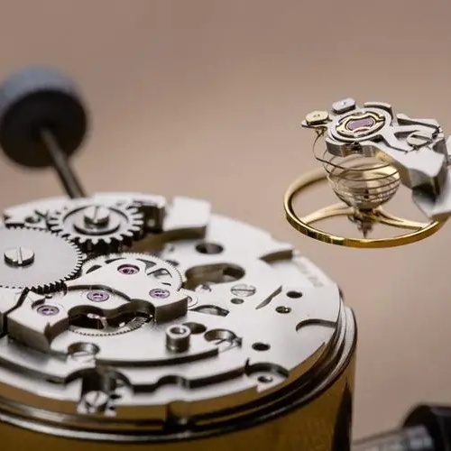 Clock and Watch Manufacturing Industry Embraces Bright Prospects for Growth